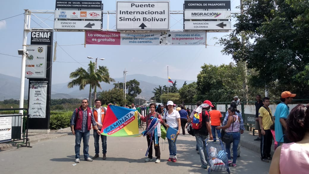 Llega a Colombia la caminata huellas de ternura por los niños y niñas